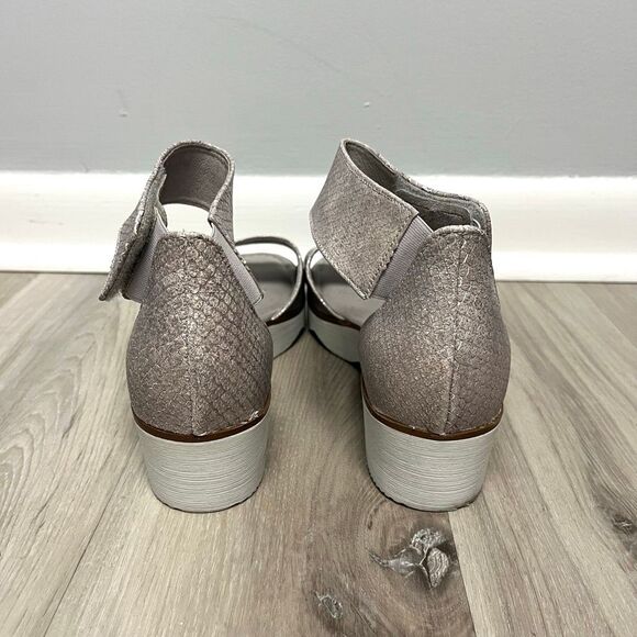 Gabor Sandals Women’s 10 Metallic Taupe Gray Leather Platform Ankle Strap Wedge